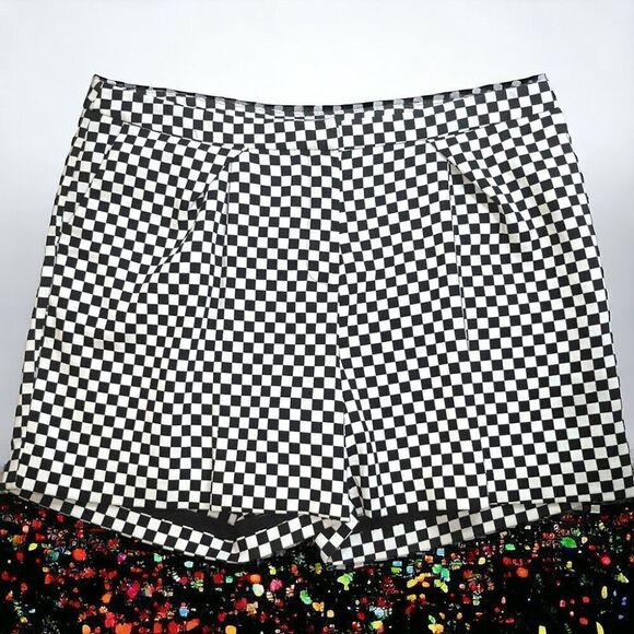 Worthington black & white checkered business casual shorts - Picture 2 of 6